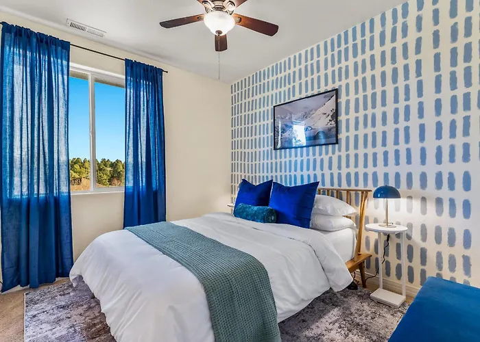 Holiday home Cozy 4br Near - Firepit & Pool Table