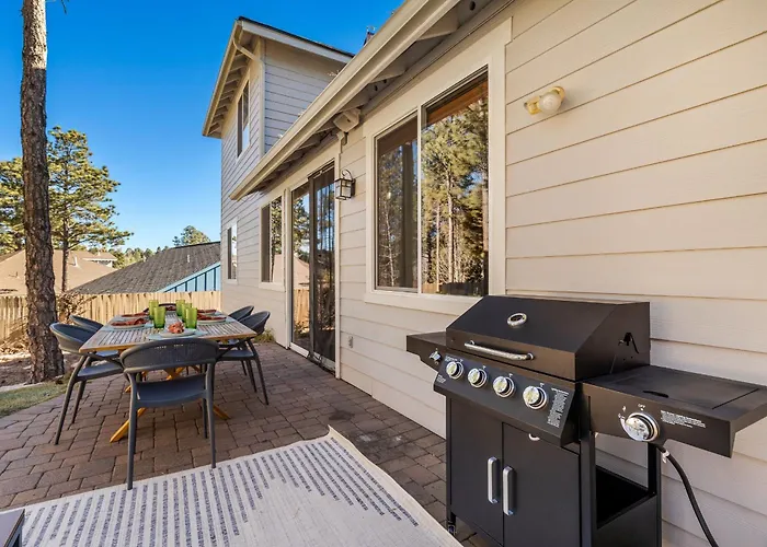 Cozy 4br Near - Firepit & Pool Table Holiday home Flagstaff